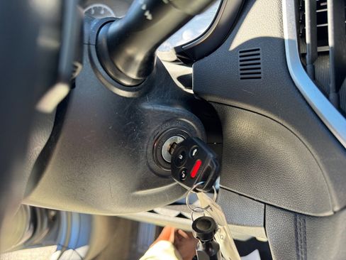 Used 2019 Subaru Crosstrek 2.0i Premium image 24