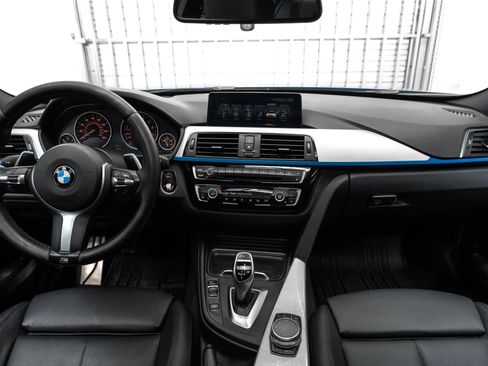 Used 2017 BMW 330i Sedan image 16