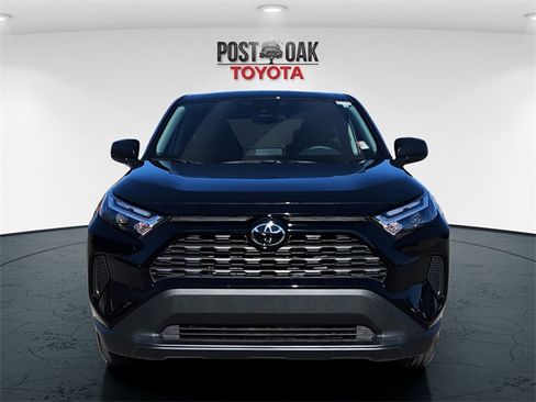 Used 2025 Toyota RAV4 LE image 2