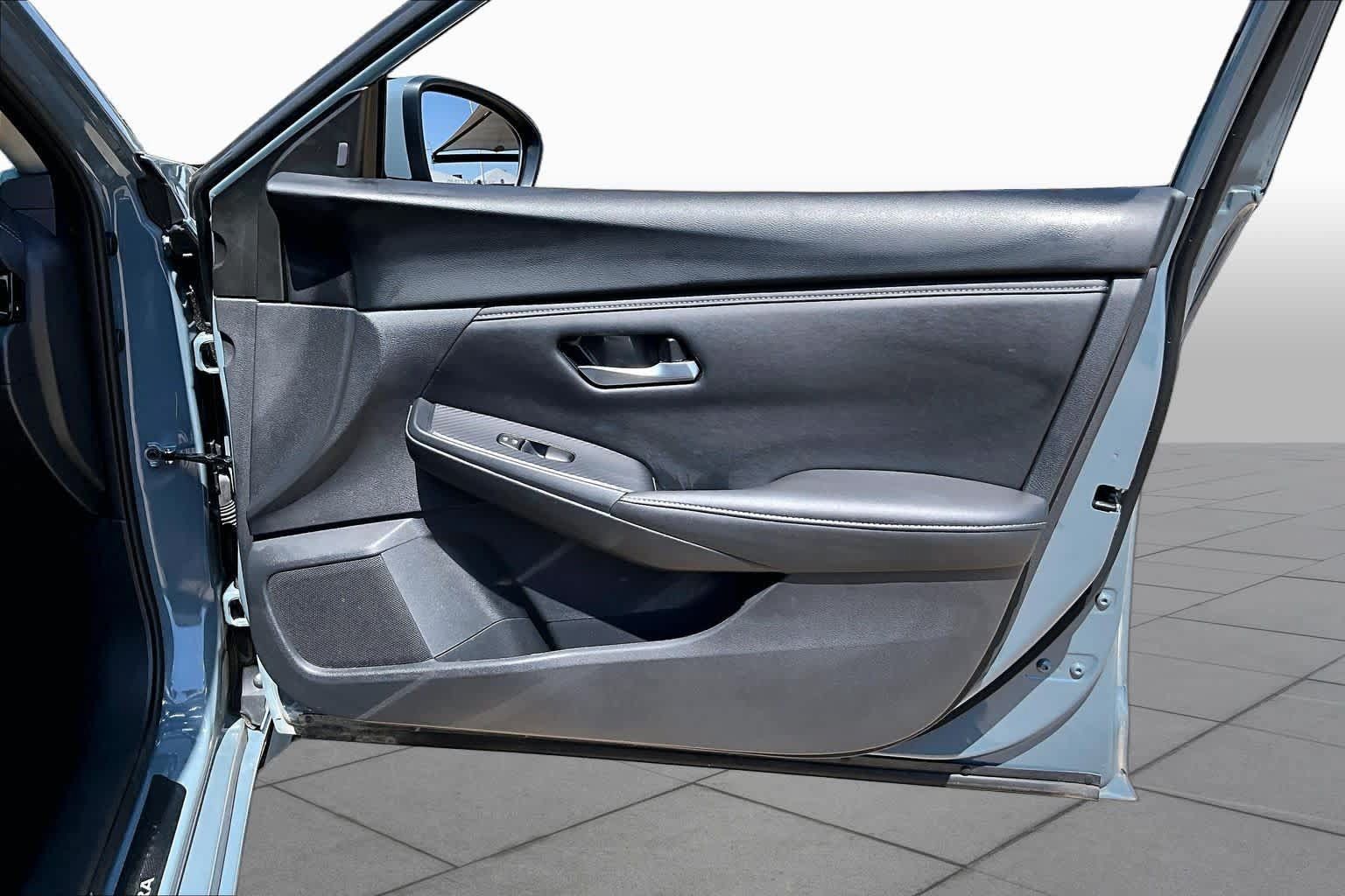 Certified 2025 Nissan Sentra SV w/ All-Weather Package FWD image 25