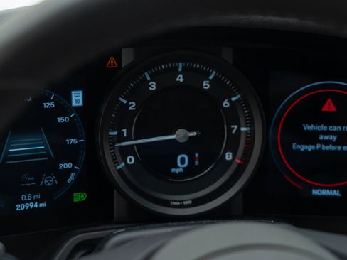 Certified 2022 Porsche 911 Carrera 4 AWD/4WD image 24