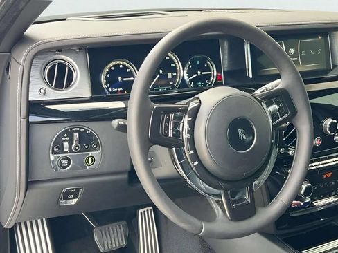 Used 2018 Rolls-Royce Phantom Sedan RWD image 7