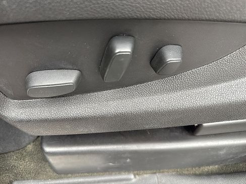 Used 2016 Chevrolet Silverado 1500 LT w/ Midnight Edition AWD/4WD image 36