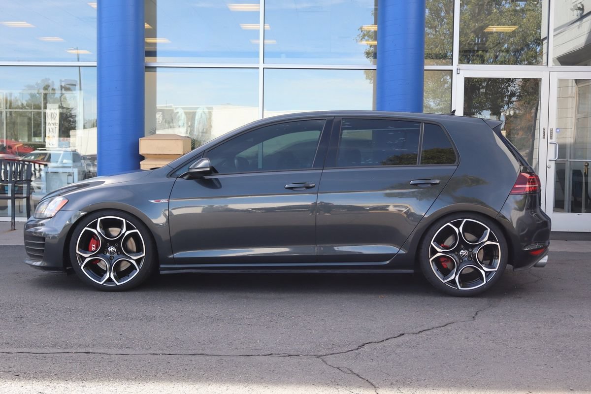 Used 2017 Volkswagen GTI SE FWD image 2