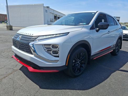 Used 2024 Mitsubishi Eclipse Cross Ralliart AWD/4WD image 3