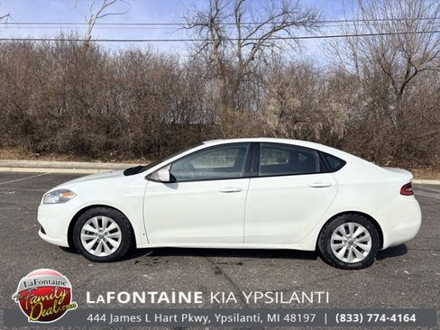 Used 2014 Dodge Dart SXT w/ Sun/Sound Group image 2