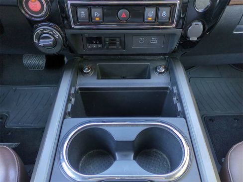 Used 2021 Nissan Titan Platinum Reserve w/ Off Road Protection Package image 19