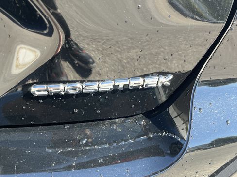 Used 2025 Subaru Crosstrek 2.5i Premium AWD/4WD image 26