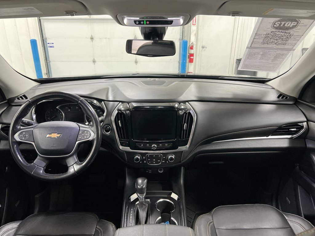Used 2021 Chevrolet Traverse LT w/ LT Premium Package AWD/4WD image 10