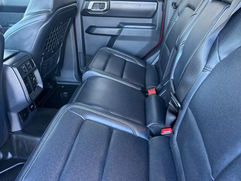 New 2025 Ford Bronco Badlands w/ Sasquatch Package image 12