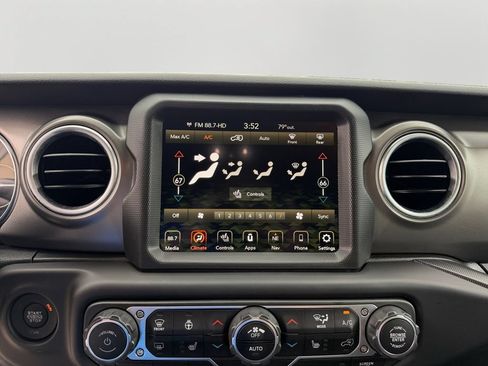 Used 2023 Jeep Wrangler Unlimited Rubicon 4xe w/ Cold Weather Group AWD/4WD image 22