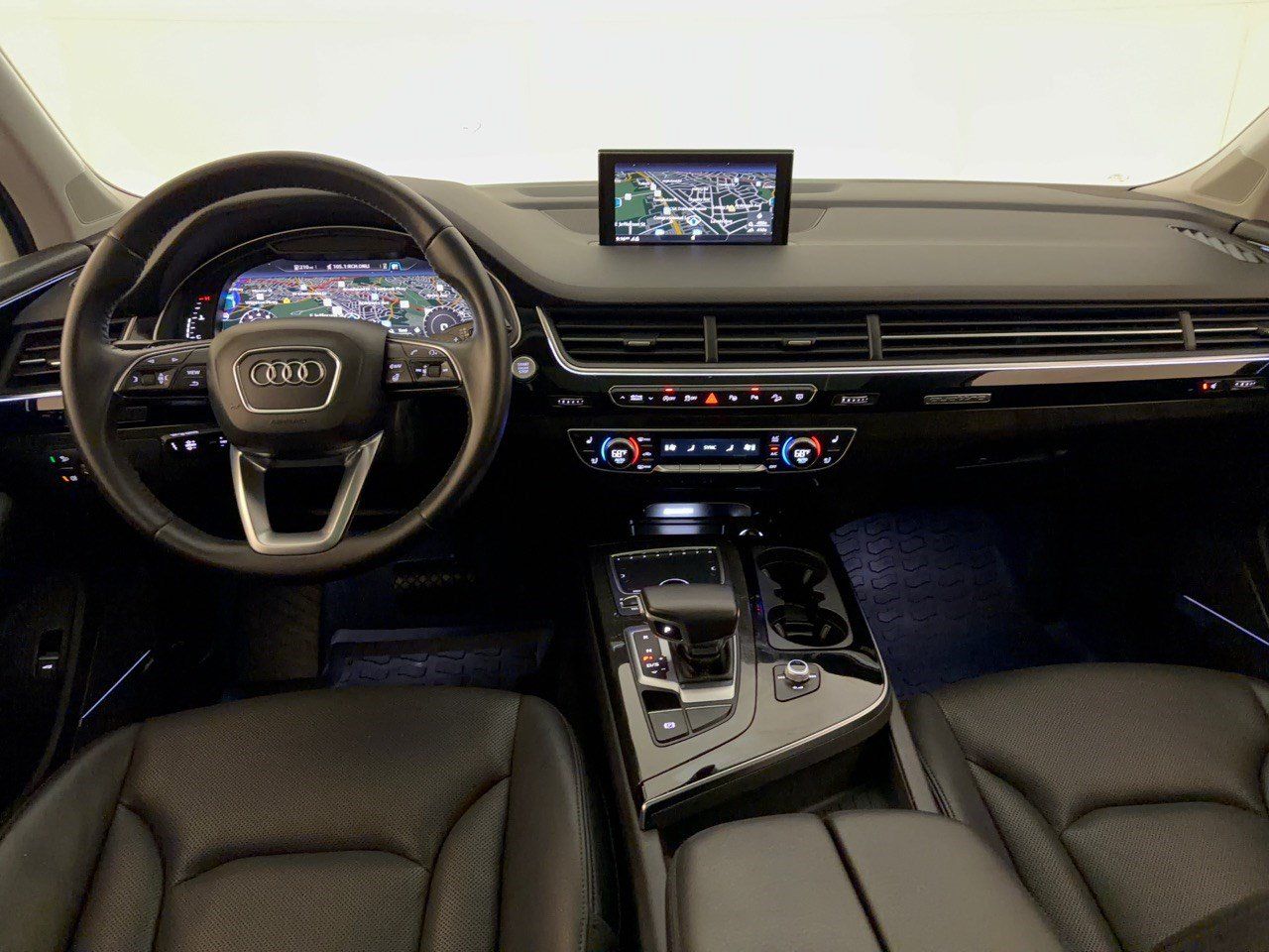 Used 2019 Audi Q7 3.0T Premium Plus w/ Premium Plus Package AWD/4WD image 17