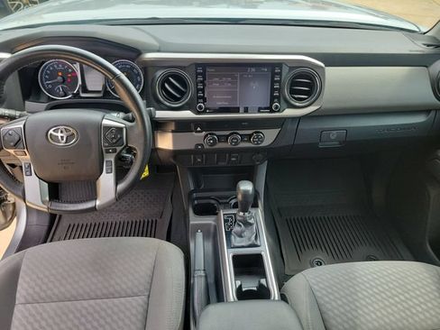 Used 2023 Toyota Tacoma SR5 RWD image 28