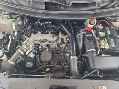 Used 2018 Ford Explorer Platinum image 30