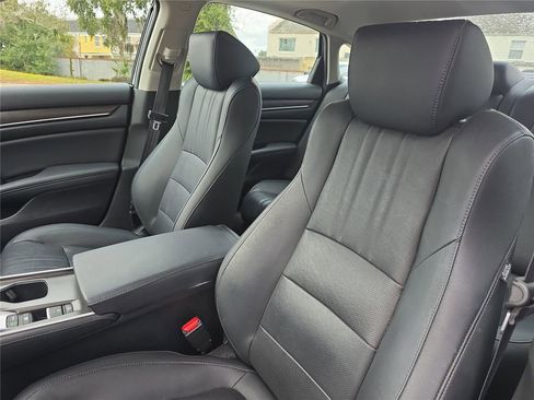 Used 2022 Honda Accord EX-L image 15