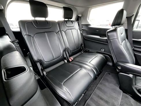 Used 2021 Jeep Grand Cherokee L Limited image 30