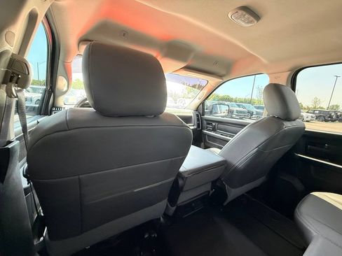 Used 2020 RAM 1500 Tradesman w/ Chrome Appearance Group AWD/4WD image 25
