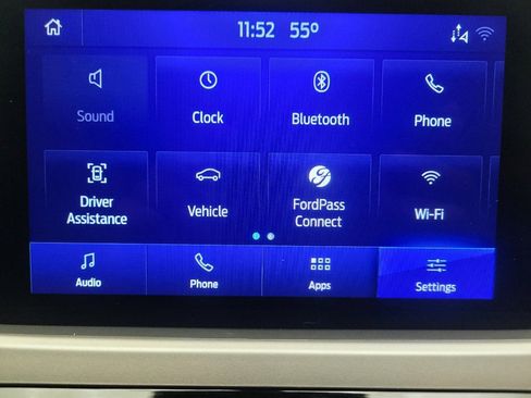 Used 2022 Ford Escape SE w/ SE Sport Appearance Package image 25