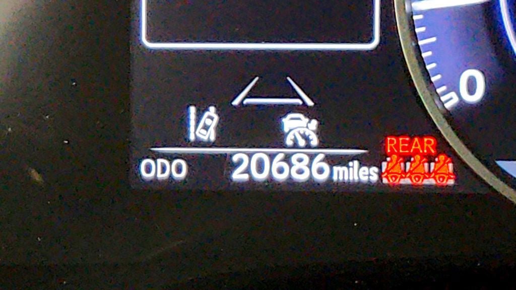 Used 2024 Lexus RX 350 Premium w/ Accessory Package (Z1) FWD image 16