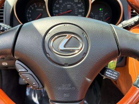 Used 2005 Lexus SC 430 Convertible RWD image 14