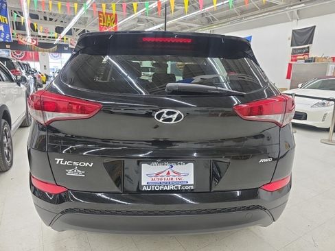 Used 2016 Hyundai Tucson SE w/ Option Group 02 AWD/4WD image 5