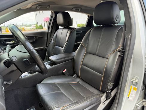 Used 2018 Chevrolet Impala Premier FWD image 29