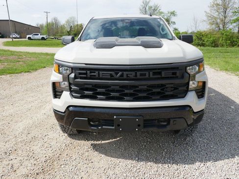New 2026 Chevrolet Silverado 1500 Custom Trail Boss w/ Dark Appearance Package AWD/4WD image 9