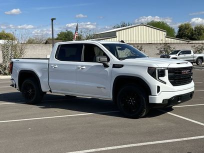 Used 2025 GMC Sierra 1500 Elevation