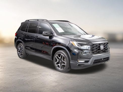 Used 2023 Honda Passport Elite image 2