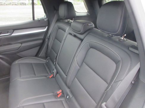 New 2026 GMC Terrain Elevation w/ Elevation Premium Package AWD/4WD image 12