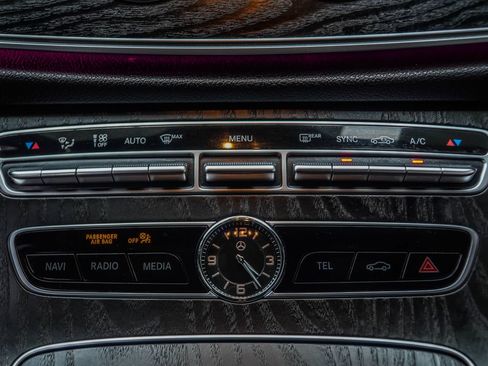Used 2018 Mercedes-Benz E 400 4MATIC Coupe w/ Premium 2 Package image 23