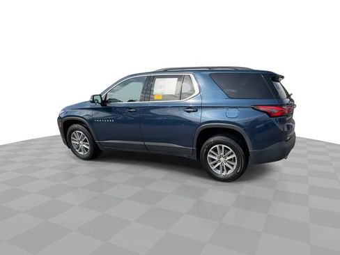 Certified 2022 Chevrolet Traverse LT image 5