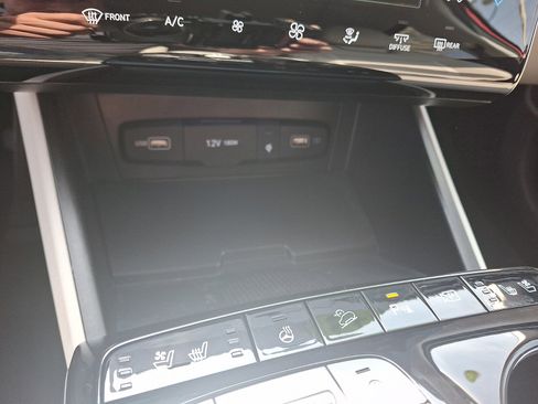 Used 2023 Hyundai Tucson Limited image 25