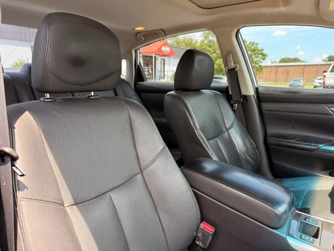 Used 2015 Nissan Altima 2.5 SL w/ Technology Package FWD image 28