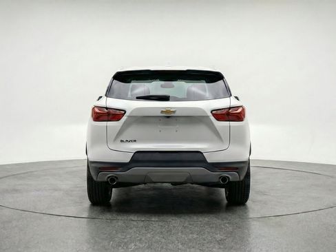 Used 2025 Chevrolet Blazer LT FWD image 7