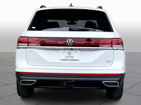 New 2026 Volkswagen Atlas SE FWD image 4