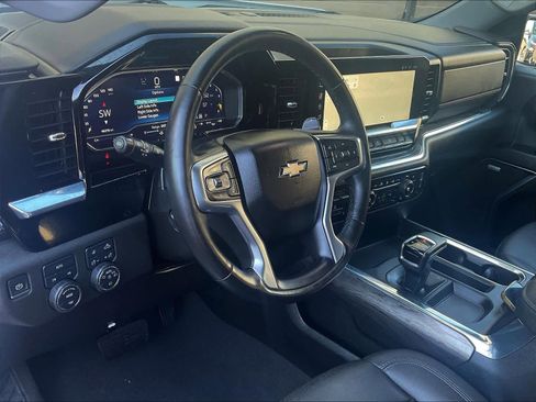 Used 2023 Chevrolet Silverado 1500 LTZ w/ LTZ Convenience Package II image 8