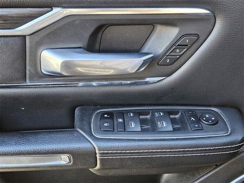 Used 2024 RAM 1500 Laramie image 25