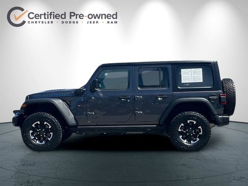 Used 2025 Jeep Wrangler Unlimited Rubicon 4xe w/ Convenience Group AWD/4WD image 7