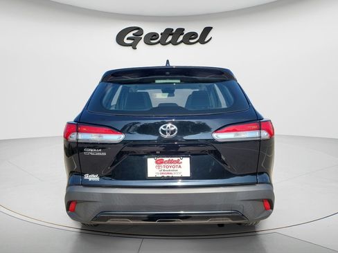 Certified 2024 Toyota Corolla Cross L FWD image 6