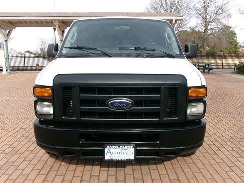 Used 2011 Ford E-150 and Econoline 150 w/ PWR Group image 2