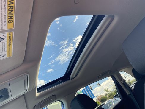 Used 2023 Honda CR-V EX image 18