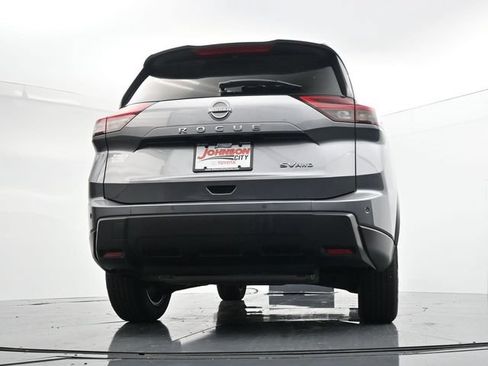 Used 2024 Nissan Rogue SV AWD/4WD image 27
