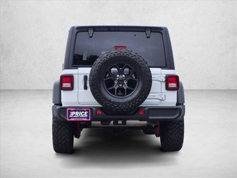 Used 2025 Jeep Wrangler Unlimited Sport AWD/4WD image 7