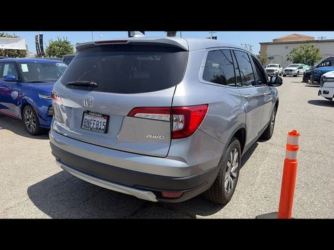 Used 2020 Honda Pilot EX image 4