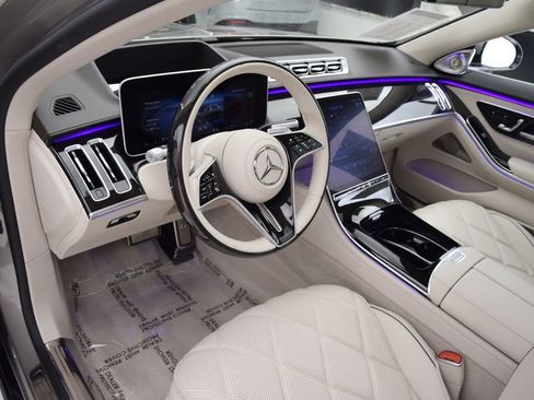 Used 2024 Mercedes-Benz Maybach S 580 4MATIC image 21