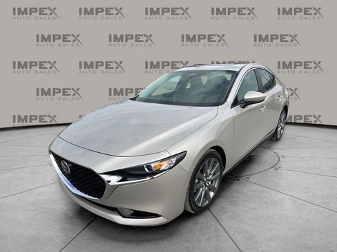 Used 2025 MAZDA MAZDA3 s image 1