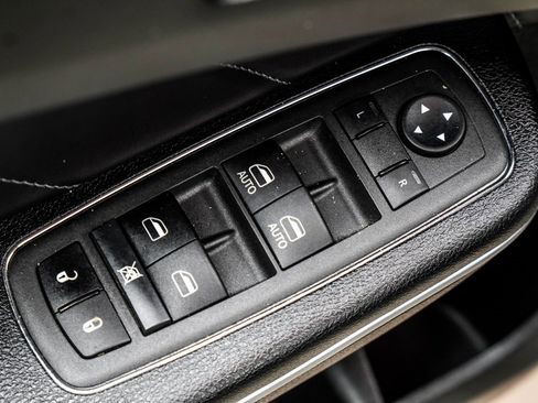 Used 2022 Dodge Charger Scat Pack w/ Plus Group image 44