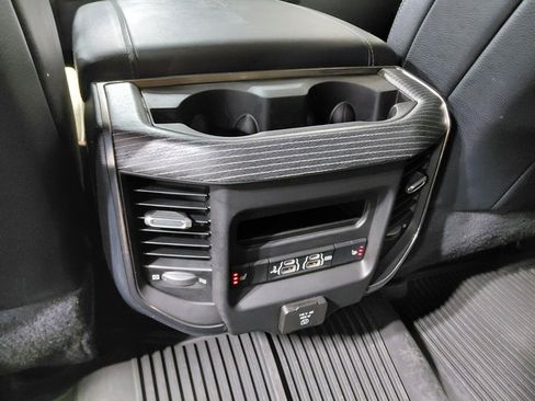 Used 2019 RAM 2500 Limited image 49