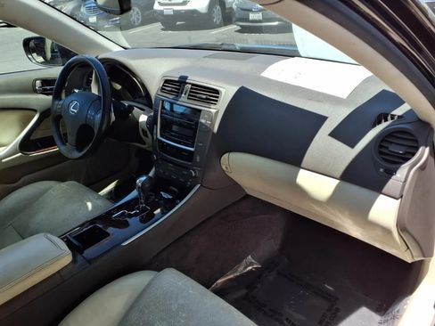 Used 2010 Lexus IS 250 w/ Premium Pkg Value Edition RWD image 21